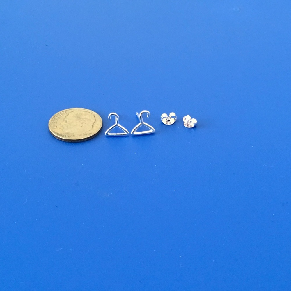 Teeny tiny hanger earrings RESTOCKED - Picture 4 of 5